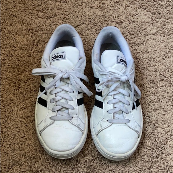 Shoes - Picture 1 of 4